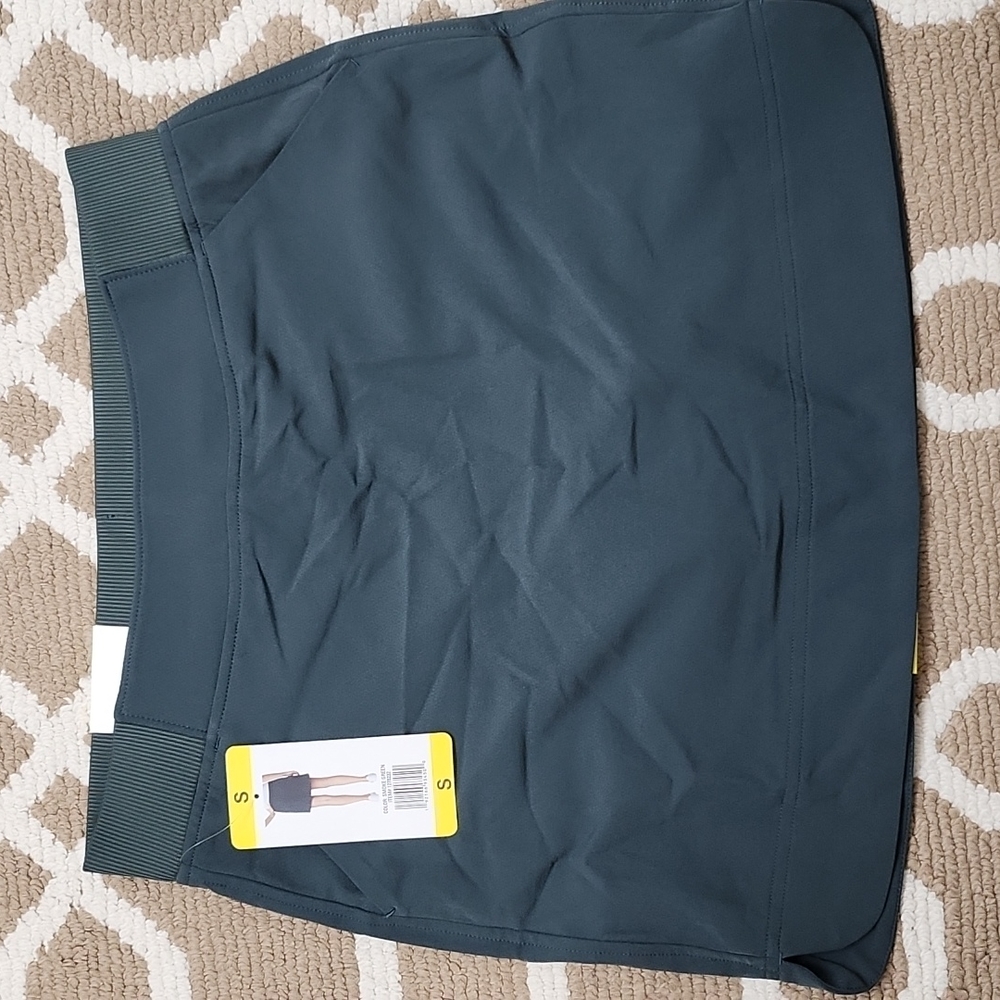 32 degree skirt
